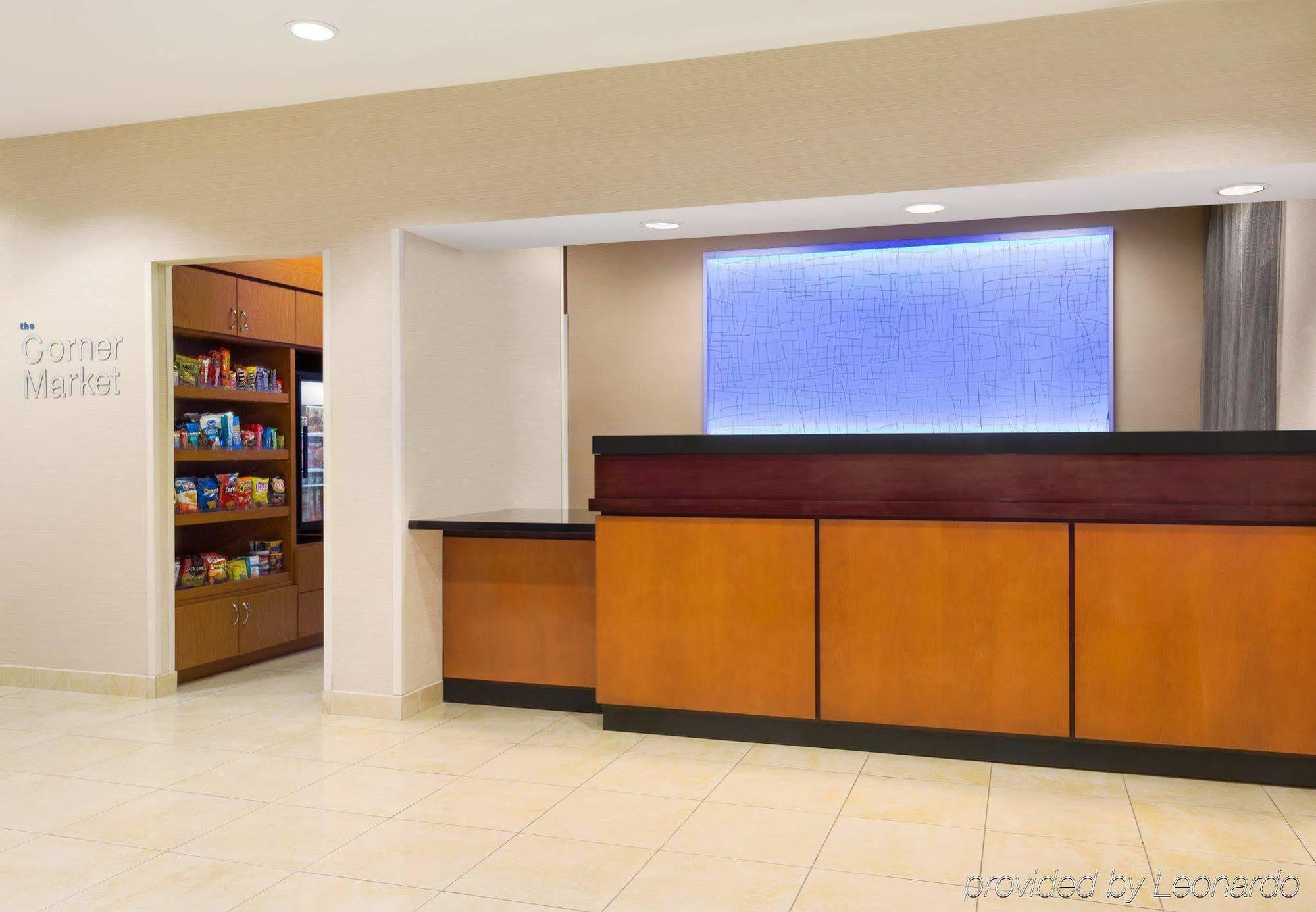Comfort Inn & Suites Westfield Екстериор снимка